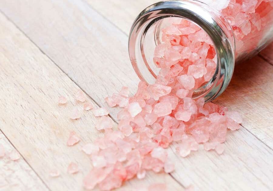 Himalayan crystal salt is far superior to traditional iodized salt. Himalayan salt is millions of years old and pure untouched by many of the toxins and pollutants that pervade other forms of ocean salt. Detoxifies the body by balancing systemic pH.